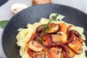 Tagliatelles aux oeufs frais