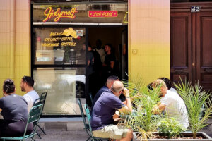 Holymelt, les burgers à savourer quartier de la Joliette à Marseille