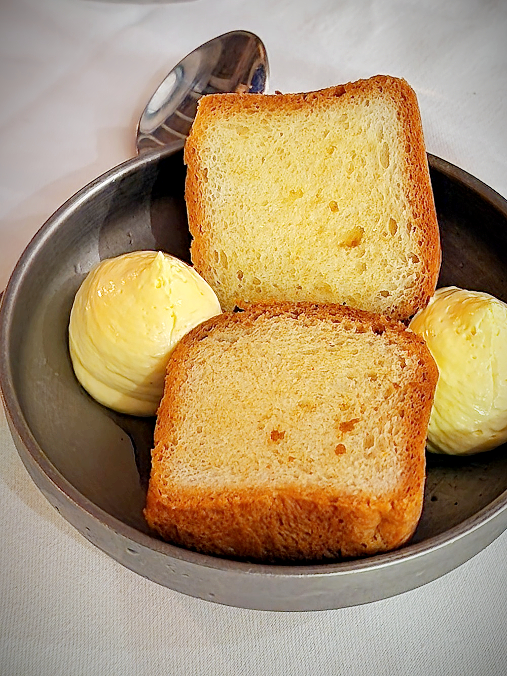 le baba au rhum de Camille Gandolfo