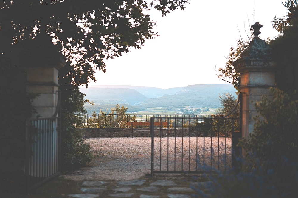 le portail d'entrée du domaine