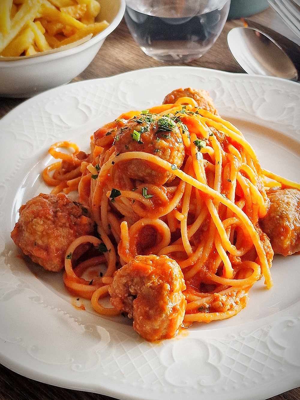 Les polpettine et spaghetti servis au Marais plage à Hyères