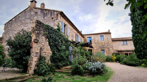 Les terres de Pierre, un domaine à Mouriès dans les Alpilles