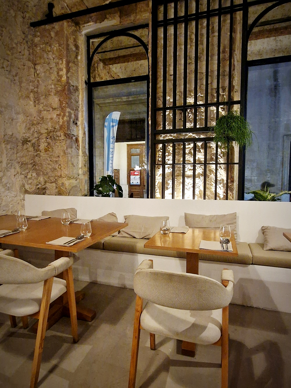 Restaurant Grenat, rue Grignan à Marseille